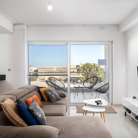 Spacious, Modern & Cosy 2 Bedroom 2 Bathroom Apartment - St. Julians San Ġiljan Exterior foto