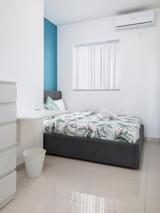 Spacious, Modern & Cosy 2 Bedroom 2 Bathroom Apartment - St. Julians San Ġiljan Exterior foto
